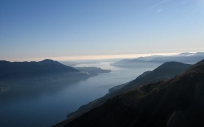 I cambiamenti climatici portano ad una diminuzione dell’ossigeno disciolto nelle acque profonde dei laghi.